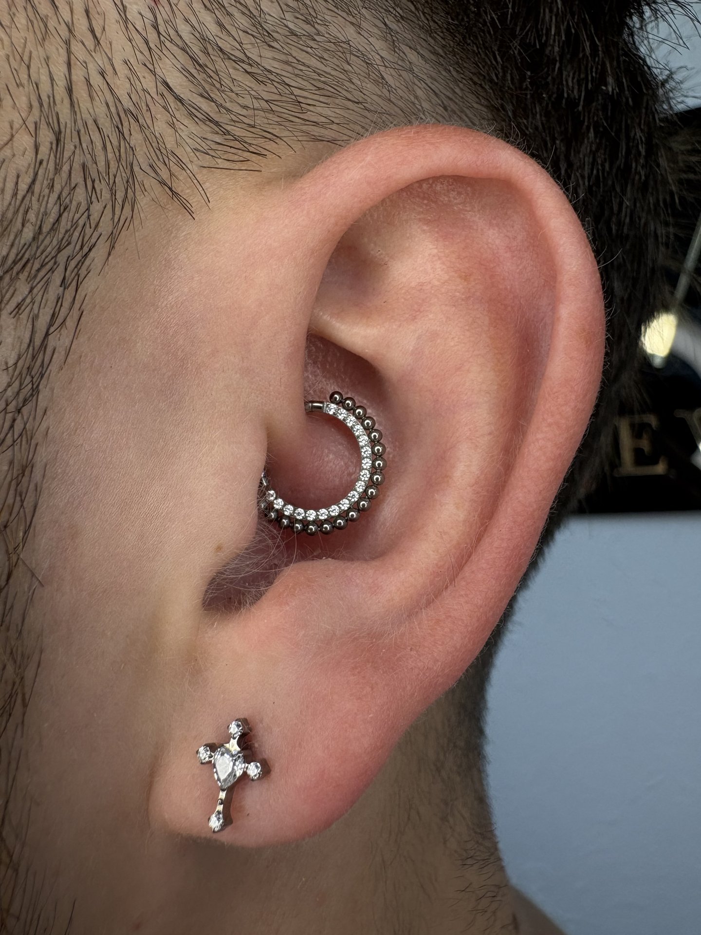 Kolczyk daith z tytanu chirurgicznego ASTM F136 - model 01