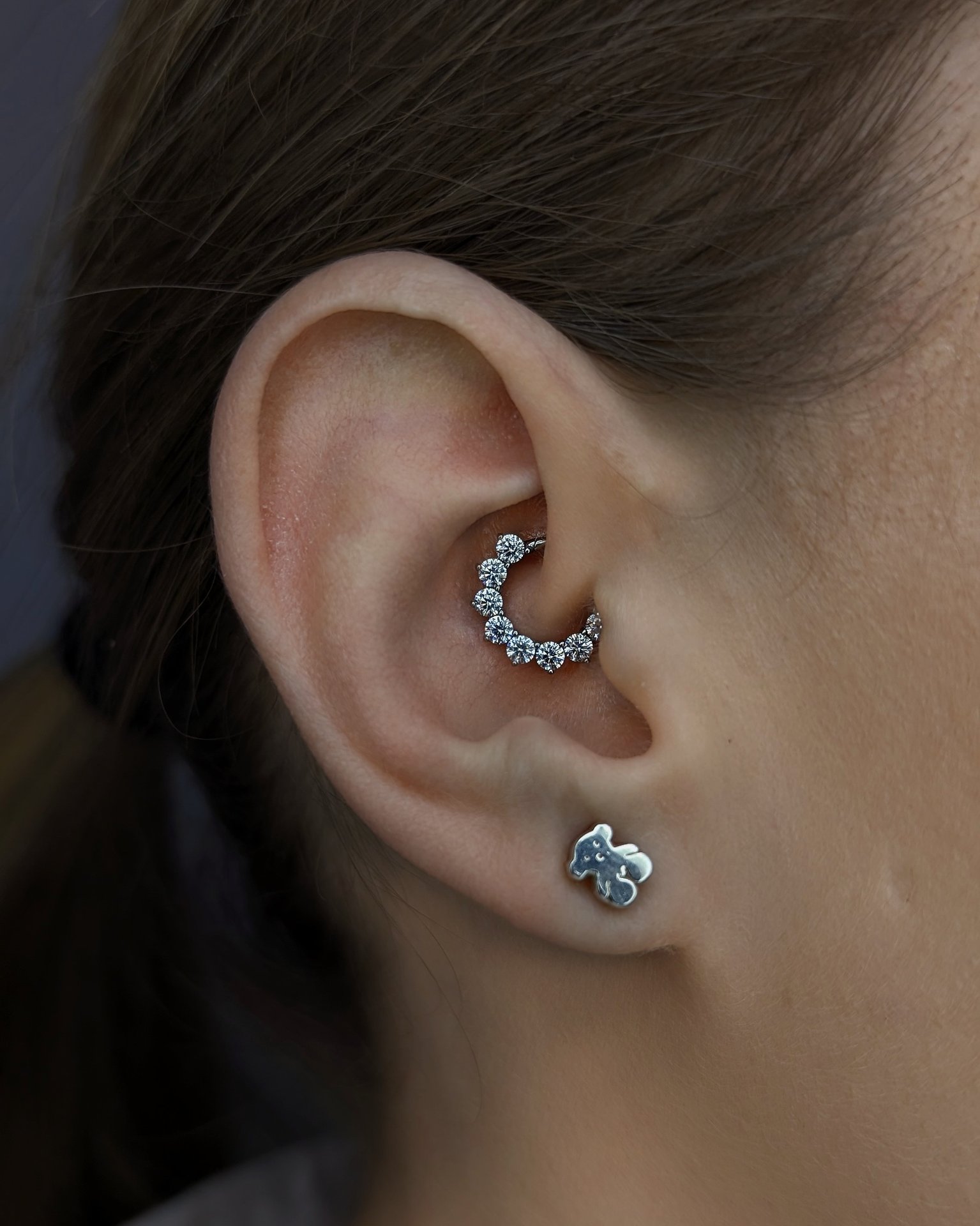 Kolczyk daith z tytanu chirurgicznego ASTM F136 - model 07