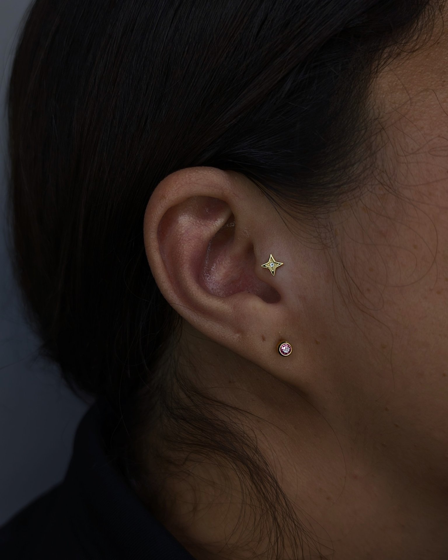 Kolczyk tragus z tytanu chirurgicznego ASTM F136 - model 16